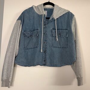 American Eagle Outfitters Blue and Gray Jacket
